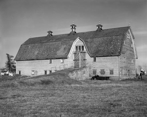 MISCOUCHE BARN