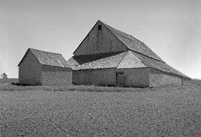 SPRINGFIELD BARNs