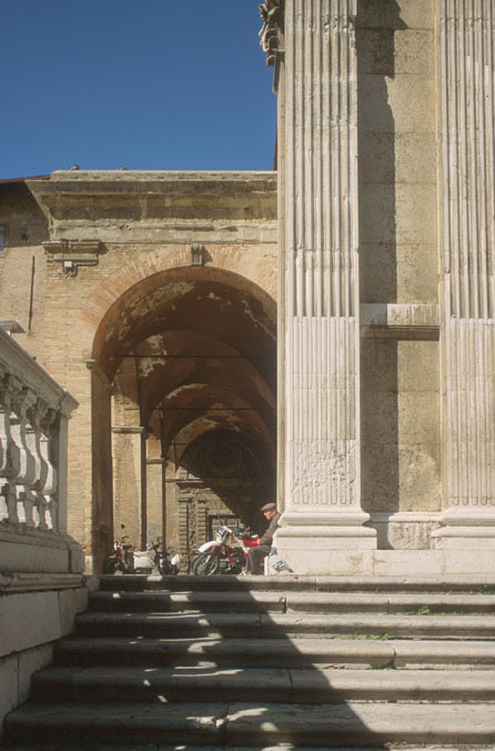 URBINO LOGGIA F